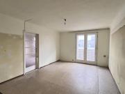 #SQ SANIERUNGSBEDÜRFTIGE 2 ZIMMER WOHNUNG MIT BALKON...
