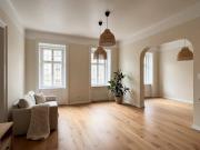 #SQ SANIERUNGSBEDÜRFTIGE 3 ZIMMER ALTBAUWOHNUNG MITTEN...