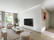 SQN 203: APARTAMENTO VAZADO COM VISTA LIVRE EM ANDAR ALTO