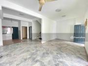 Sri Damansara 2 Storey Terrace Well Maintained Unit