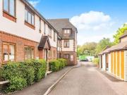 St. Christophers Close, Chichester, 2 Bedroom Flat