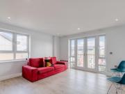 St. Davids Square, Cubitt Town, 2 Bedroom Flat