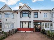 St. Edmunds Road, Ilford IG1, 3 bed property to rent,...