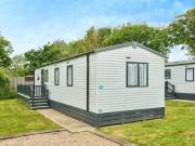 St. Helens, Field Lane, Ryde, 3 Bedroom Park