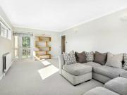 St. John's Avenue, SW15, London