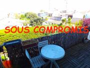 ST LOUP: HAUT DE MAISON DE VILLE AVEC TERRASSE PRIVATIVE