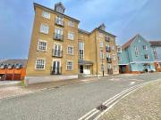 St. Mary's Field, Colchester CO3 3 bed flat to rent...