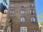 ST MAUR CENTRE: Idéalement placé, appartement T6 de 135...