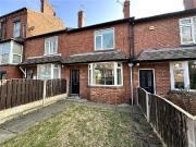St Michaels Lane, Leeds LS4, 3 bed terraced house to...