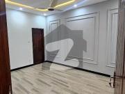 St Size 40 Ft Brand New Double Story Location I 10