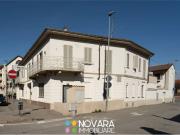 Stabile in vendita a Novara, Veveri