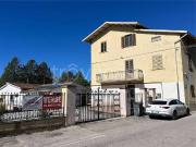 Stabile in vendita a Spoleto corso Flaminio 55, San Giacomo