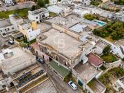 Villa storica in vendita a Giuggianello