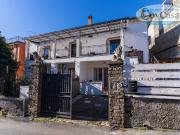 Stabile/Palazzo 6 vani 180mq