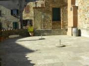 Stabile/Palazzo con giardino a Lucignano