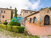 Stabile/Palazzo con giardino in via francesco grifoni 5,...