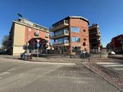 Stabile/palazzo in affitto a Novara, Bicocca