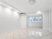 STABILE/PALAZZO in VENDITA a CIAMPINO di 80 vani