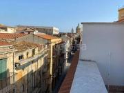 Stabile/palazzo in vendita a Palermo via Vittorio...