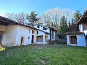 Stabile/Palazzo in vendita a Pinerolo