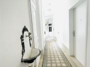 Stadt Wohnung, 2 Zimmer, sanierungsbefürftig für 200.000 €