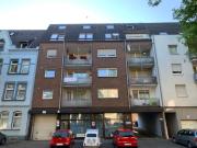 Stadtnah & modern: 4 Zimmer Wohnung mit Balkon in Top Lage