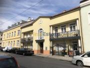 Stadtvilla mit 8 Appartements & Entwicklungspotenzial –...