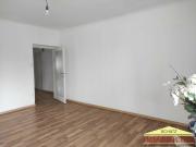 Stadtzentrum Helle 2 Zimmer Wohnung mit Balkon