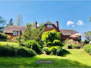 Stag Hill, Mentmore, Leighton Buzzard LU7, 4 bed flat to... Stag Hill, Mentmore, Leighton Buzzard LU7, 4 bed flat to...