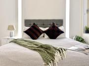 Staines Road Studio to rent £1,315 pcm £303 pw