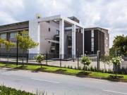 stand alone 5870sqm office building.