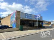 STANDALONE OPPORTUNITY SURROUNDED BY LEADING NATIONAL BRANDS