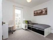 Standard 3 Bed Flat E Has an Apartment