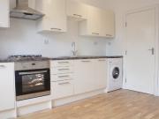 Stanlake Road, Shepherds Bush W12, 2 bed flat to rent,...