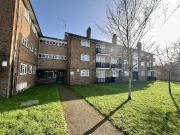 Stanley Road, Croydon CR0, 3 bed flat to rent, £1,900...
