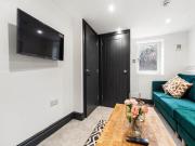 Stanningley Road Room 4, Bramley, Leeds