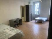 STANZA 1 Ampia stanza con 3 posti letto, bagno privato e...