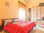 Stanza arredata in appartamento condiviso, San Giovanni,... Stanza arredata in appartamento condiviso, San Giovanni,...