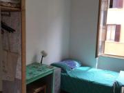 Stanza condivisa in appartamento con 4 camere da letto a...