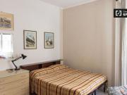 Stanza in affitto in Appartamento 2 camere da letto a...