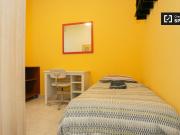 Stanza in affitto in appartamento con 2 camere da letto...