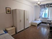 Stanza in affitto in appartamento con 2 camere da letto...