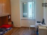 Stanza in appartamento condiviso in affitto a Molinette...