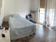 Stanza in affitto in appartamento con 3 camere da letto...