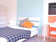 Stanza in affitto in appartamento con 4 camere da letto...