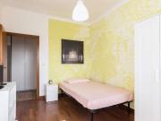 Stanza in affitto in appartamento con 4 camere da letto...