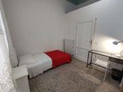 Stanza in affitto in appartamento con 4 camere da letto...