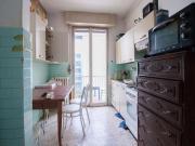 Stanza in affitto in appartamento con 4 camere da letto...