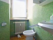 Stanza in affitto in appartamento con 4 camere da letto...