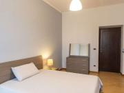 Stanza in affitto in appartamento con 4 camere da letto...